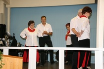 Valssaajat esiintyvät
kuva: Armi Hänninen