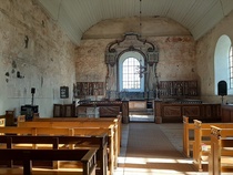 Viimeinen silmäys kirkon sisälle