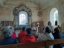 Kirkon esittelyä (ja palelua)